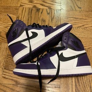 Air Jordan 1 Retro High OG in Retro Purple